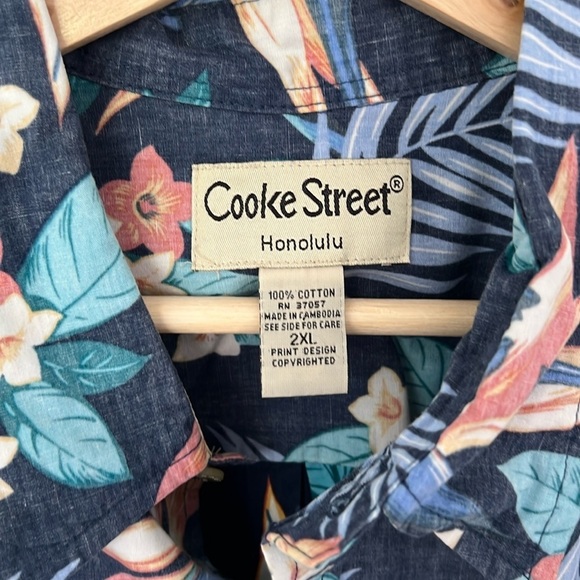 Cooke Street Honolulu Hawaiian Button Down Short Sleeve Shirt XL Cotton - Picture 5 of 9